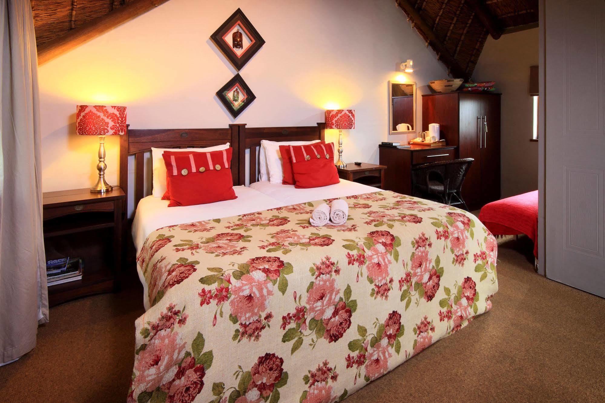 Thatchwood Country Lodge St Francis Bay Kültér fotó